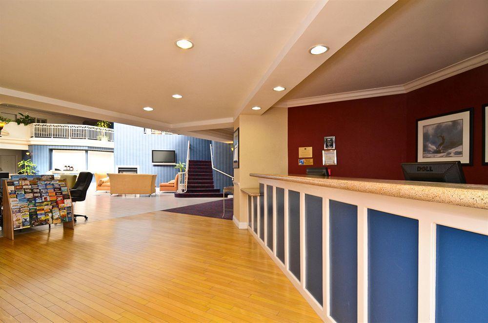Western 3* Santa Cruz